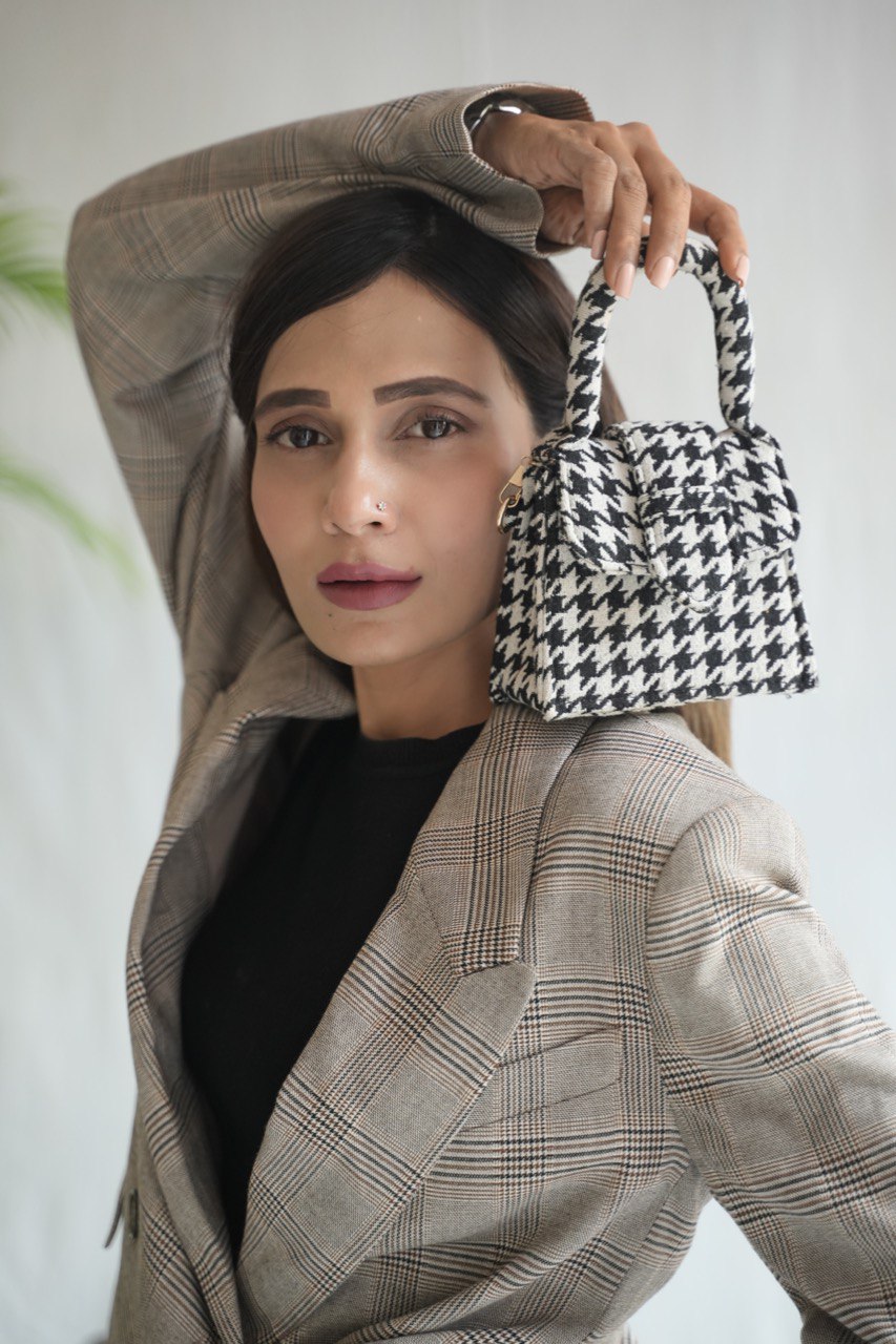 Chequered Bliss Blockprinted Chiq Bag