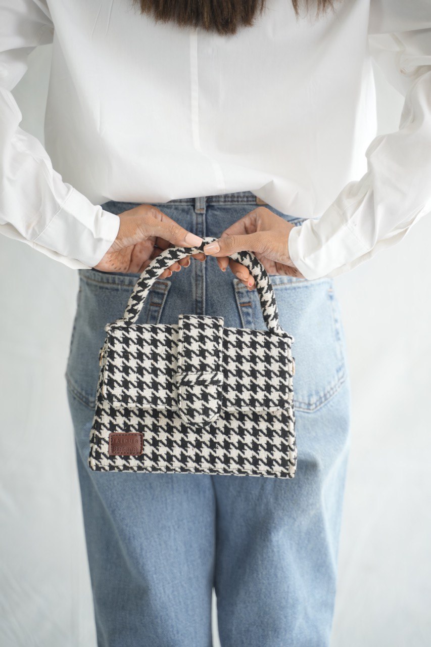 Chequered Bliss Blockprinted Chiq Bag