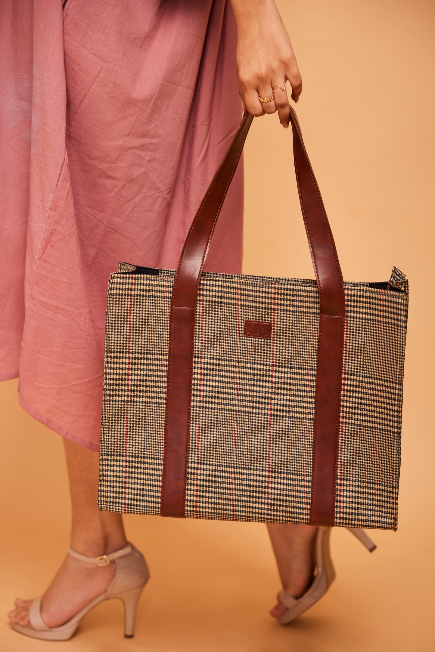 Winter Essential Structured Tote Bag