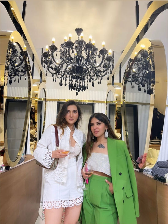 People of JB Jaipur Basta